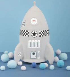 A Little Lovely Company Lamp - 20 Cm - Raket 9 A Little Lovely Company Lamp - 20 Cm - Raket -Baby Spullen Winkel MZ285 4