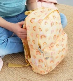 A Little Lovely Company Kleuterrugzak - Regenbogen - Geel 6 A Little Lovely Company Kleuterrugzak - Regenbogen - Geel -Baby Spullen Winkel YO975 2